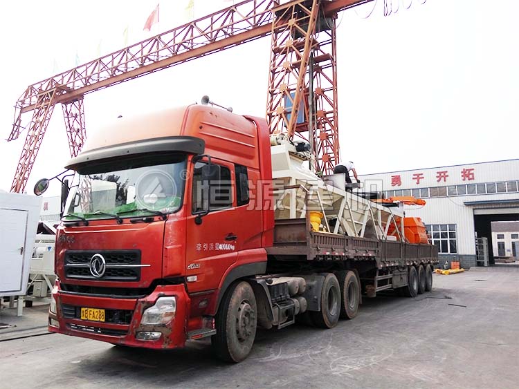 HZS35型混凝土搅拌站装车发货，发往河北唐山